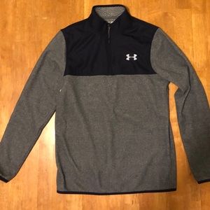 Adult Small Under Armour pullover